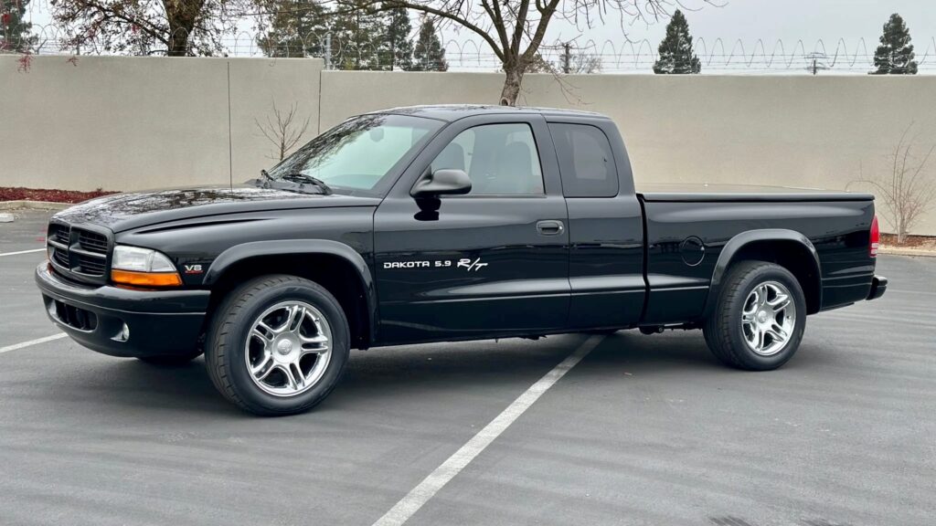 used Dodge Dakota engine