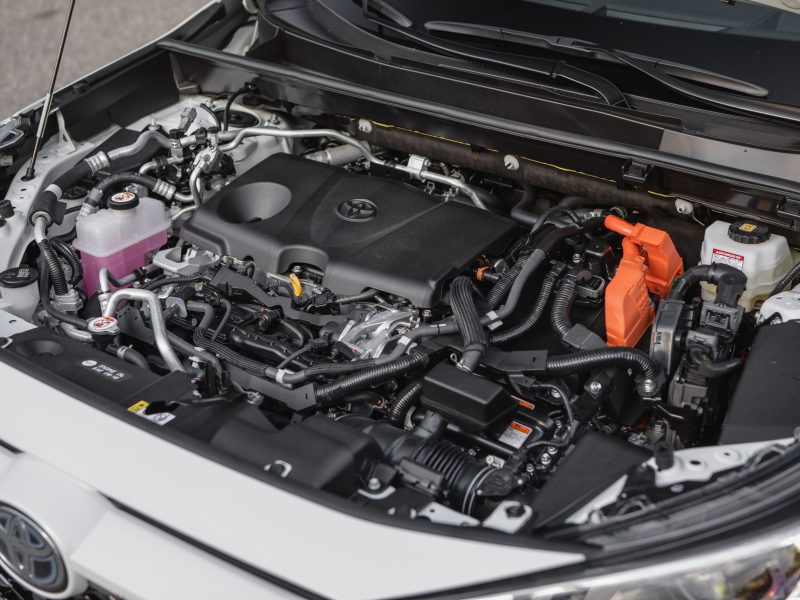 Used Toyota RAV4 engine